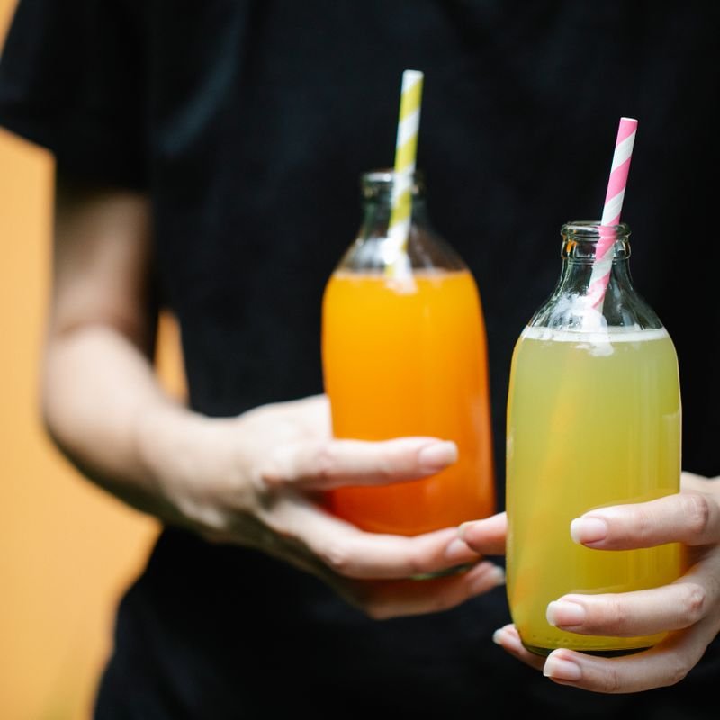 Bebidas sin alcohol frías y refrescantes
