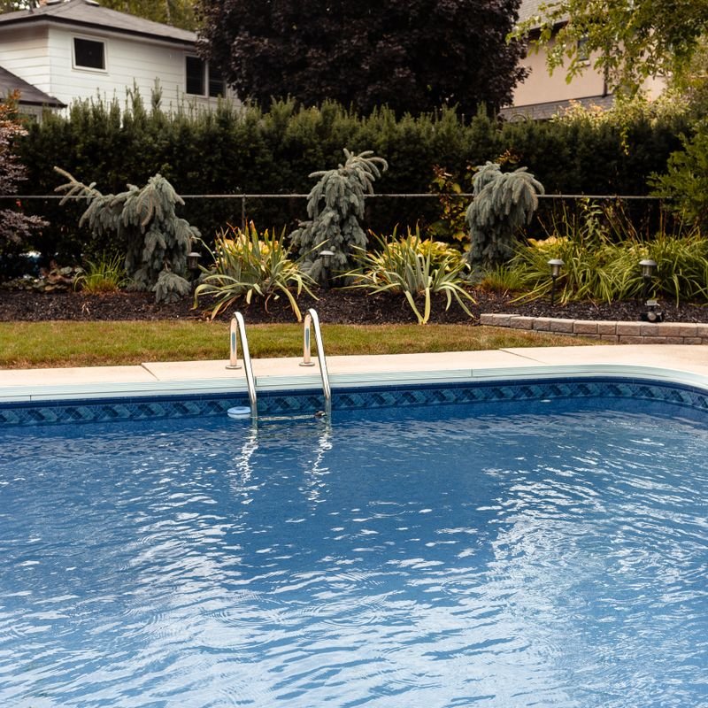 Piscinas y accesorios